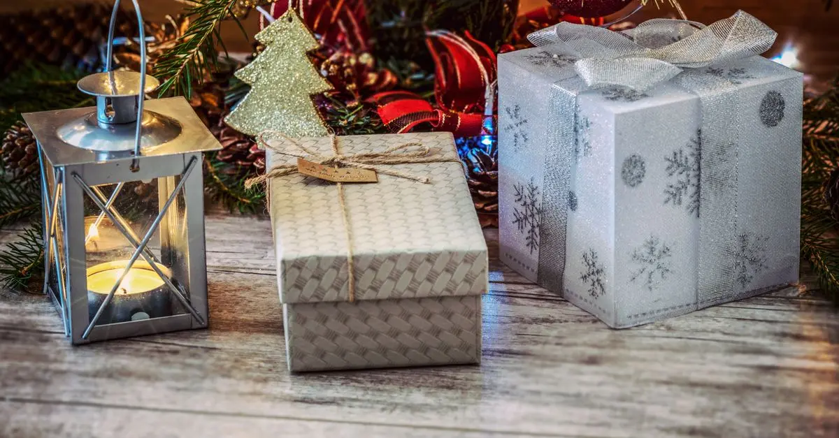 Comment déterminer le meilleur prix pour revendre vos cadeaux