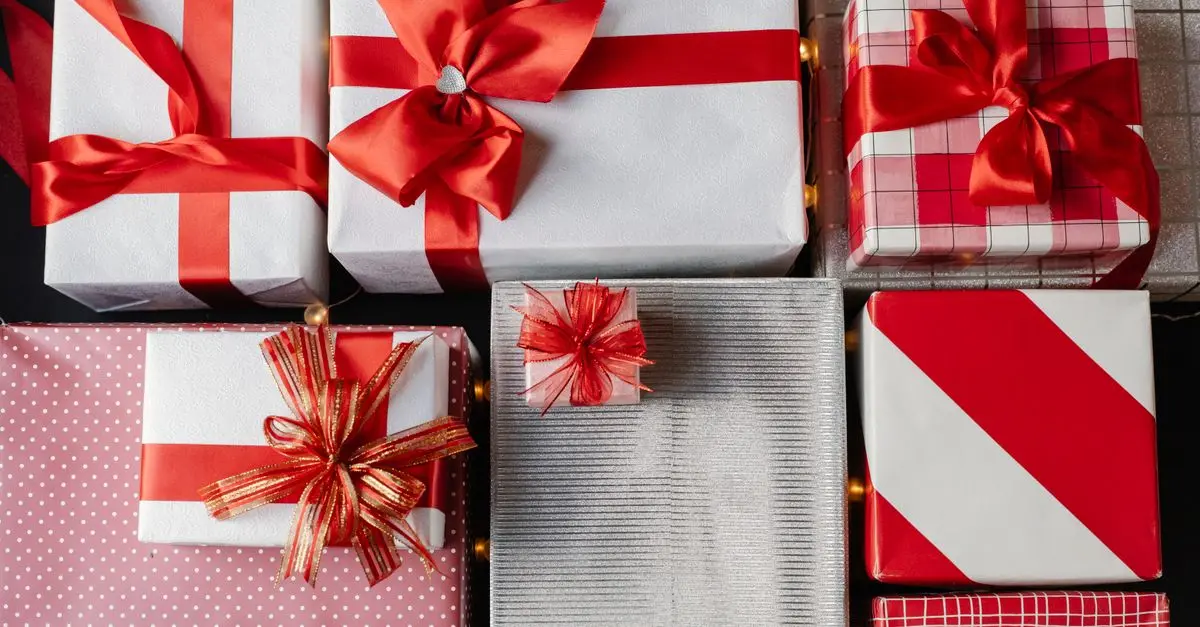 Comment bien préparer vos cadeaux de Noël avant la revente
