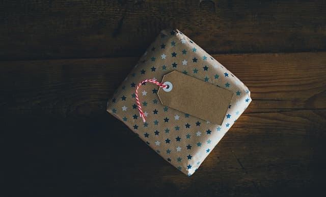 Les meilleures astuces pour revendre vos cadeaux de Noël rapidement